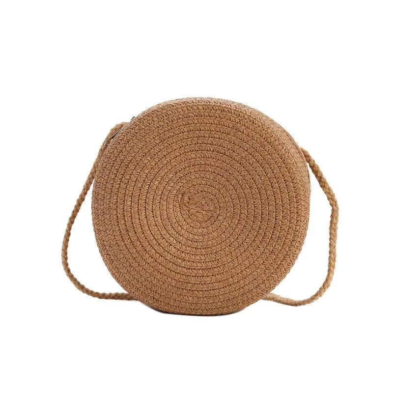 Minimalist Round Straw Crossbody Bag – Chic & Versatile