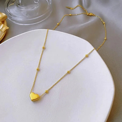 Minimalist Tiny Hearts Choker – Delicate Gold-Plated Necklace