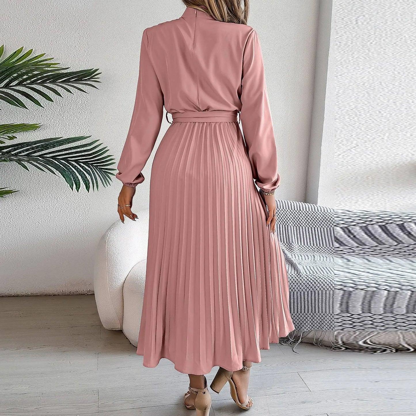 Retro Long Sleeve Pleated Dress – Elegant & Stylish