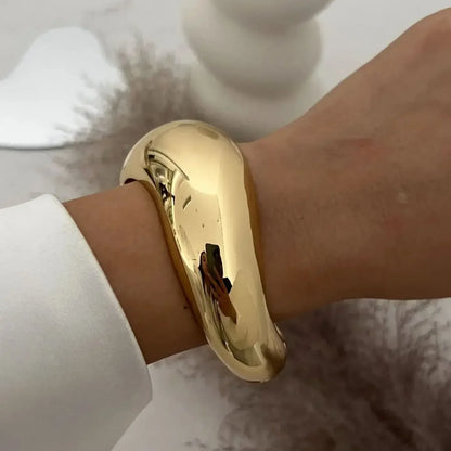 Wide Cuff Metal Bangle – Bold & Luxurious