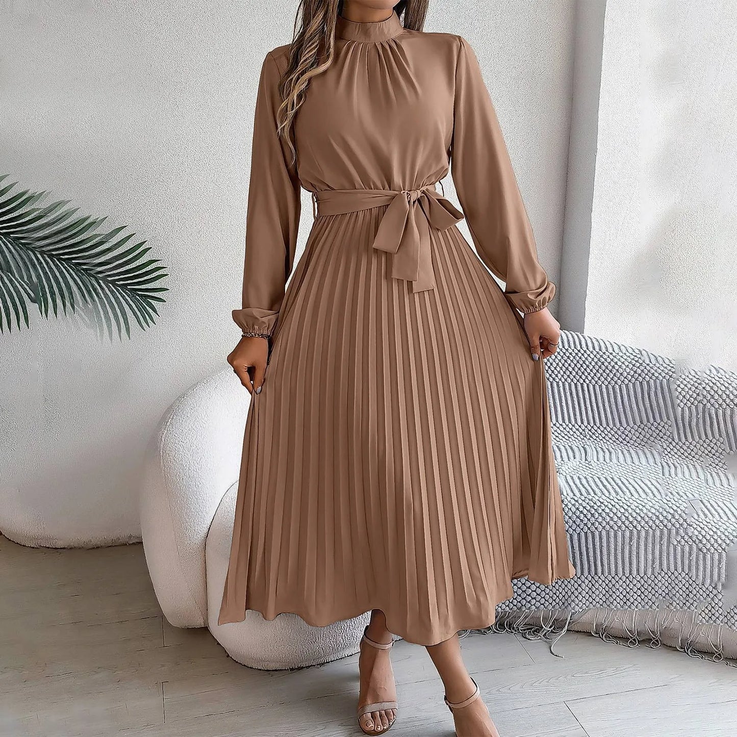 Retro Long Sleeve Pleated Dress – Elegant & Stylish