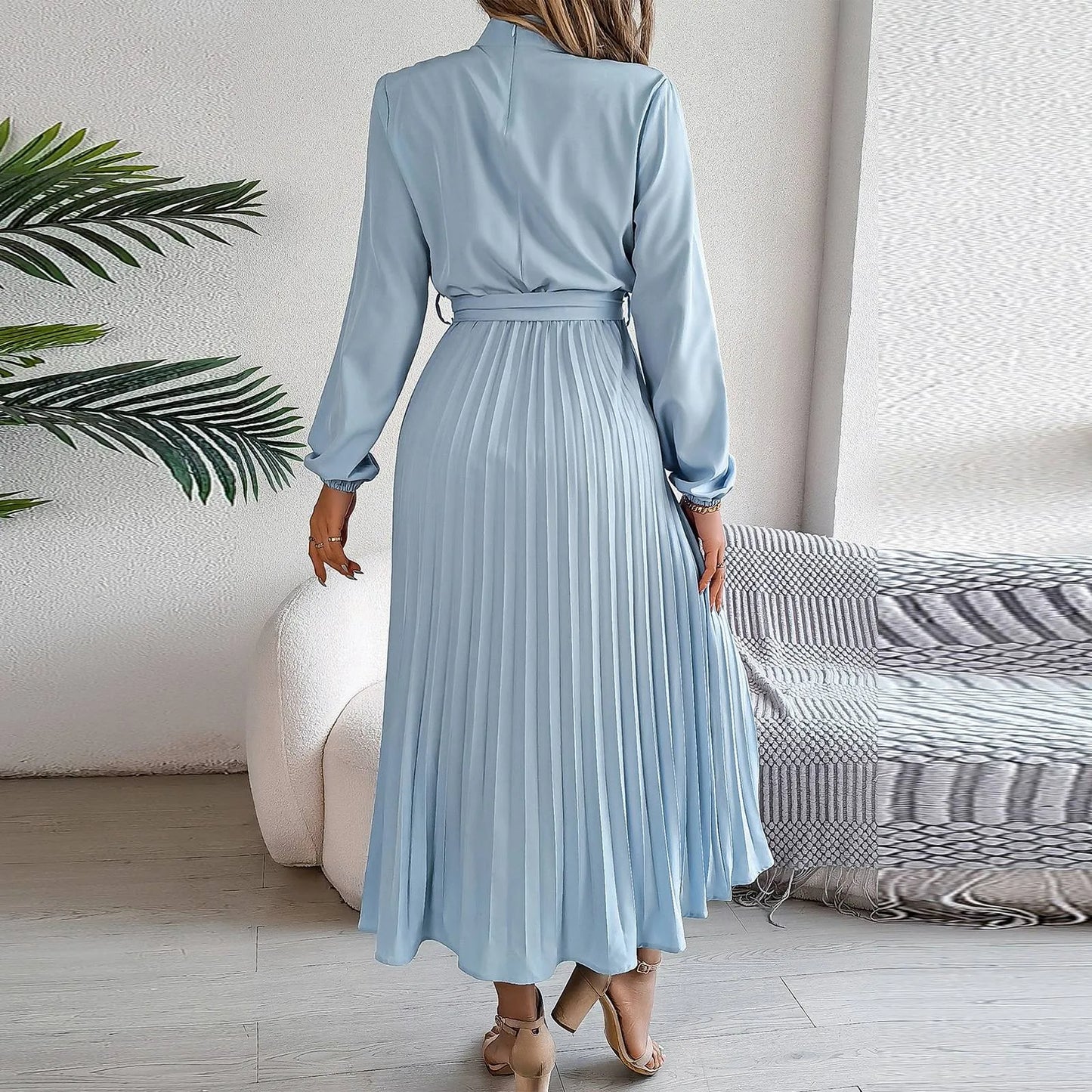 Retro Long Sleeve Pleated Dress – Elegant & Stylish